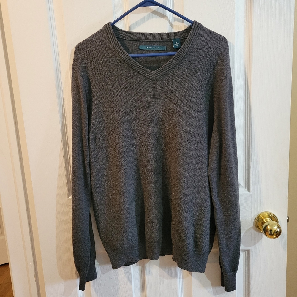 Grey Perry Ellis knit long sleeve v-neck pullover cotton sweater medium